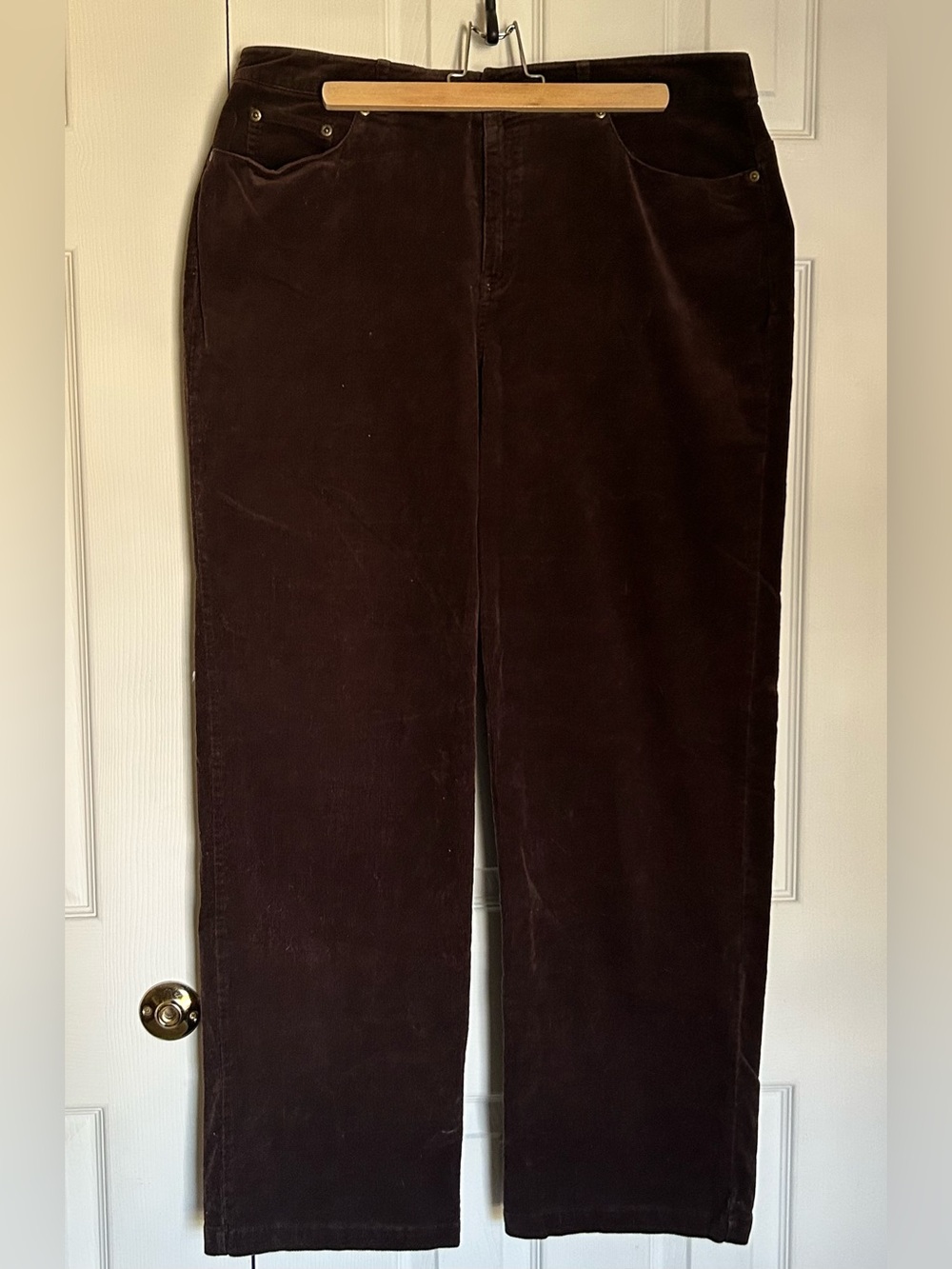 Croft & Barrow Fine Corduroy Pants in chocolate brown, 98% cotton, size 14